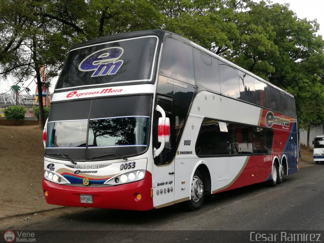 Expresos Mora 0053 por C�sar Ram�rez