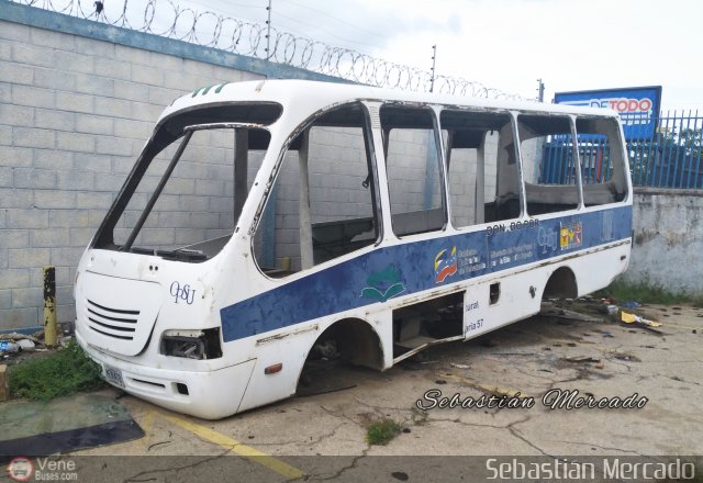 En Chiveras Abandonados Recuperaci�n 0057 por Sebasti�n Mercado