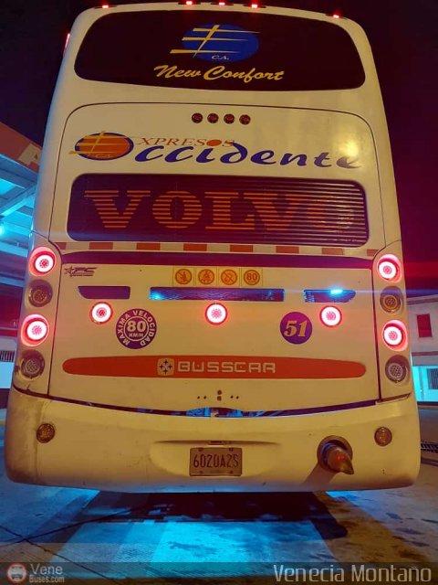 Expresos Occidente 051 por Miguel Pino