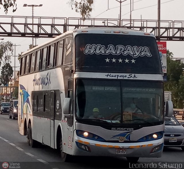 E.T. Jos� Huapaya Soriano S.A. 957 por Leonardo Saturno