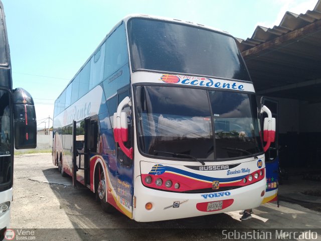 Expresos Occidente 049 por Sebastián Mercado