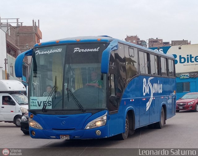 Bus Service Automotriz S.A.C. 711 por Leonardo Saturno