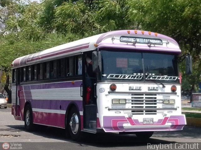 AR - U.C. Hospital - Terminal 35 por Roybert Cachutt