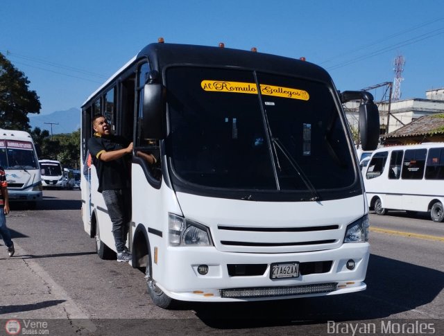 TA - A.C. R�mulo Gallegos 113 por Jerson Nova