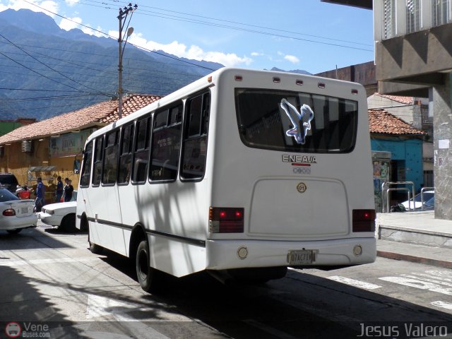 ME - L�nea La Otra Banda 01 por Jes�s Valero
