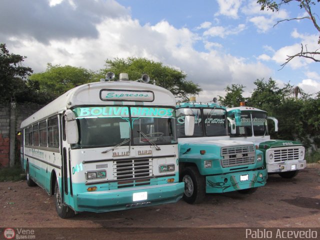 Garajes Paradas y Terminales San-Cristobal por Pablo Acevedo