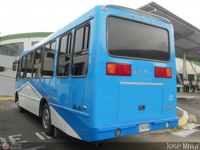 A.C. L�nea Col�n 27 por Jos� Mora