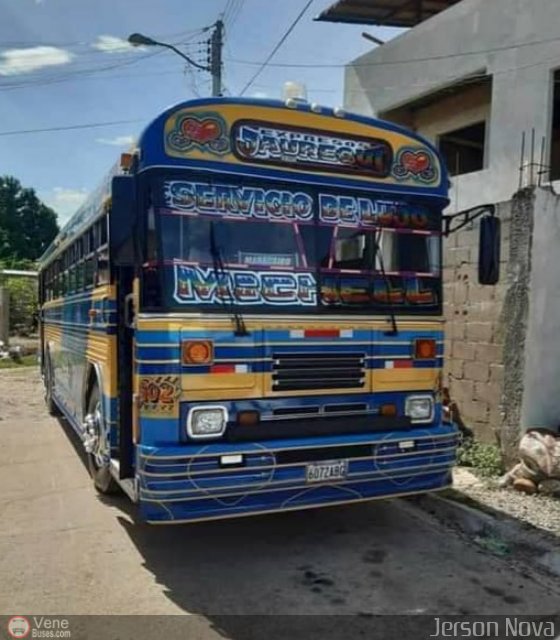 Expresos J�uregui 102 por Jerson Nova