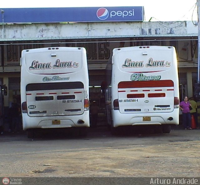 Garajes Paradas y Terminales Nirgua por Arturo Andrade