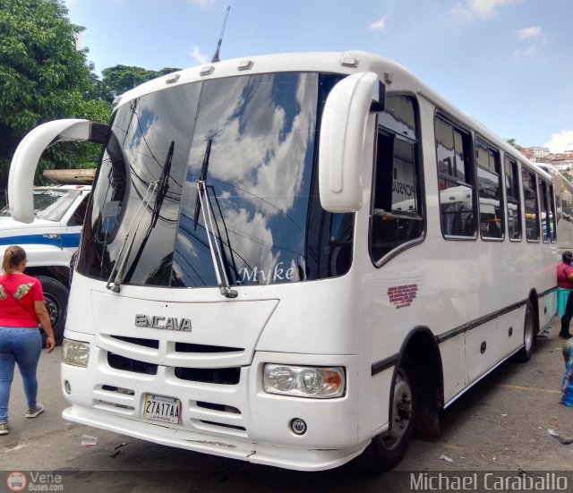 U.C. Lneas Unidas 114 por Michael Caraballo