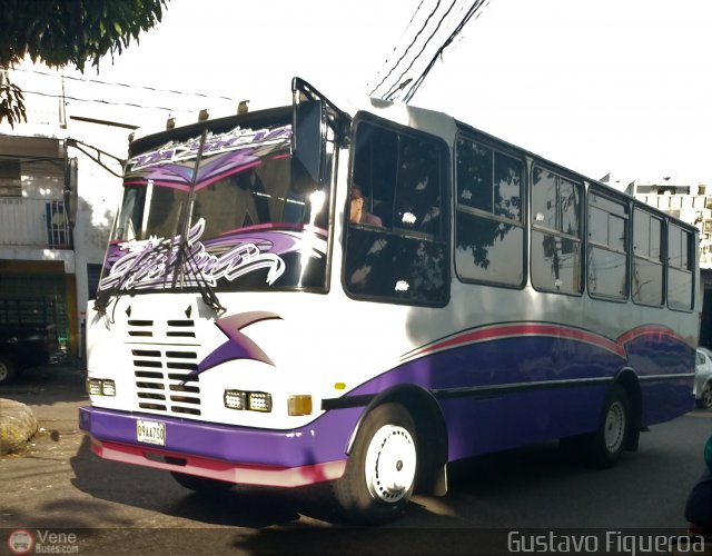 Transporte Privado Joaranny 195 por Gustavo Figueroa