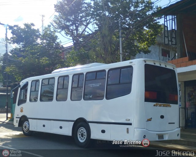 U.C. 23 de Enero 146 por Jos� Brice�o