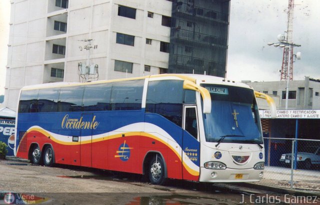 Expresos Occidente 174 por J. Carlos G�mez