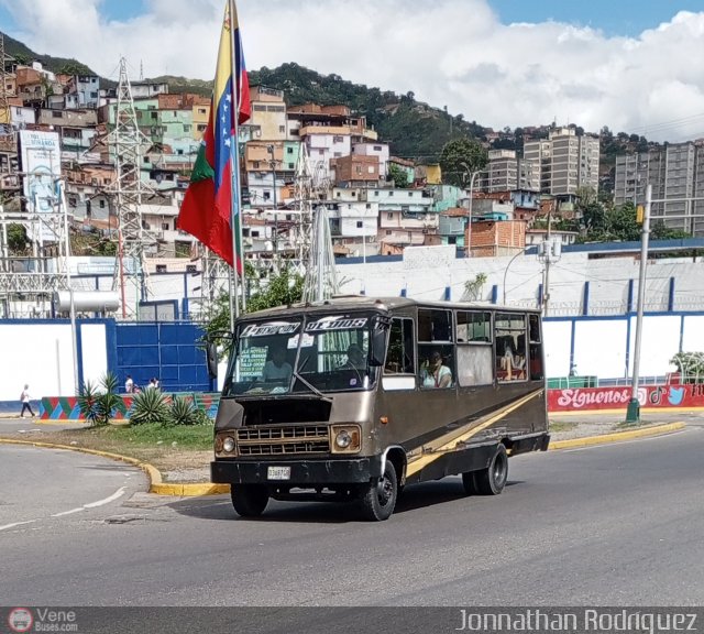 DC - A.C. Conductores Norte Sur 136 por Jonnathan Rodr�guez