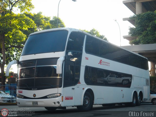 Aeroexpresos Ejecutivos 1144 por Otto Ferrer