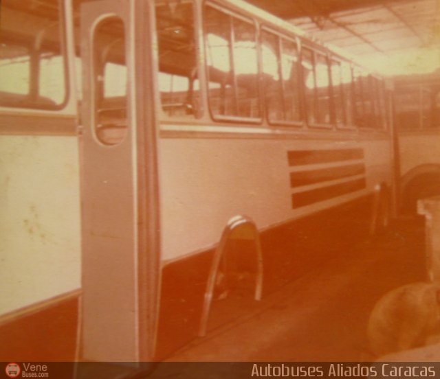 DC - Autobuses Aliados Caracas C.A. 32 por Alejandro Curvelo
