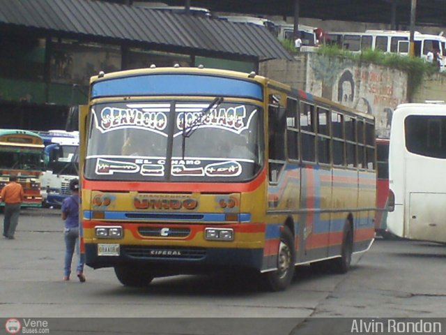 Transporte Unido 069 por Alvin Rondn