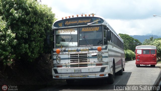 Expresos J�uregui 047 por Leonardo Saturno