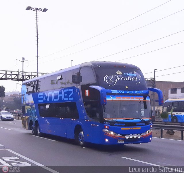 Expreso Snchez S.R.L 957 por Leonardo Saturno