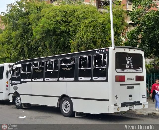 L�nea Las Mercedes 12 por Alvin Rond�n