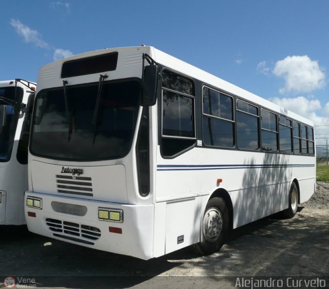 Instituto Venezolano de los Seguros Sociales 101 por Alejandro Curvelo