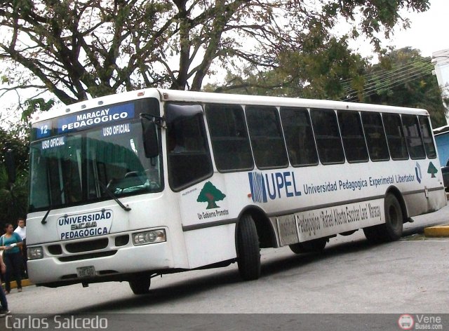 Universidad Pedagógica Experimental Libertador IPMAR-12 por Carlos Salcedo