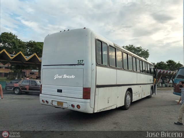 Expresos Alianza 327 por Jos� Brice�o