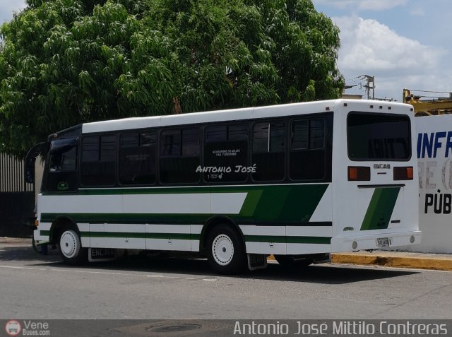 L�nea Hermanos Unidos S.C. 48 por Antonio Mittilo