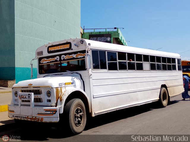 ZU - Colectivos Los Laureles C.A 30 por Sebasti�n Mercado