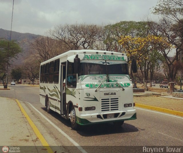 Unin Victoria 17 por Royner Tovar