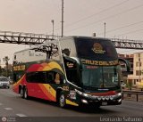 Transportes Cruz del Sur S.A.C. (Per) 8232, por Leonardo Saturno