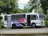 Particular 1002, por Jhosmar Luque