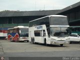 Garajes Paradas y Terminales Caracas, por Oliver Castillo