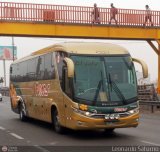 Transporte Flores Hermanos S.R.L (Per) 950, por Leonardo Saturno