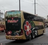 Transporte Flores Hermanos S.R.L (Per) 957, por Leonardo Saturno