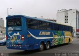 Transporte Cueva (Per) 706, por Leonardo Saturno