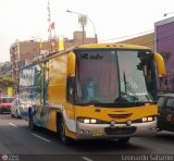 Transporte Cueva (Per) 964, por Leonardo Saturno
