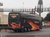 Transportes Cruz del Sur S.A.C. (Per) 9006, por Leonardo Saturno