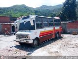 En Chiveras Abandonados Recuperacin 0000000, por Adolfo Escalona