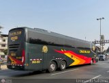 Transportes Cruz del Sur S.A.C. (Per) 9008, por Leonardo Saturno