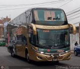 Transporte Flores Hermanos S.R.L (Per) 953, por Leonardo Saturno